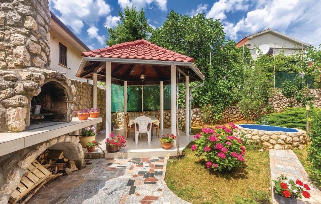 Apartments Vesna Пинезичи Экстерьер фото